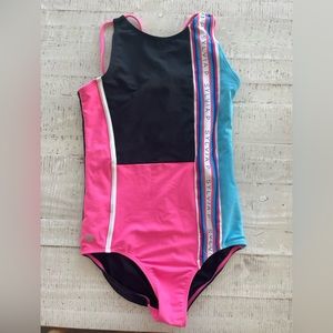 Sylvia P Size adult XS